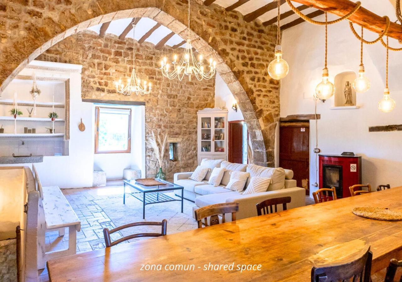 Masia Aubareda San Martín de Tous 外观 照片